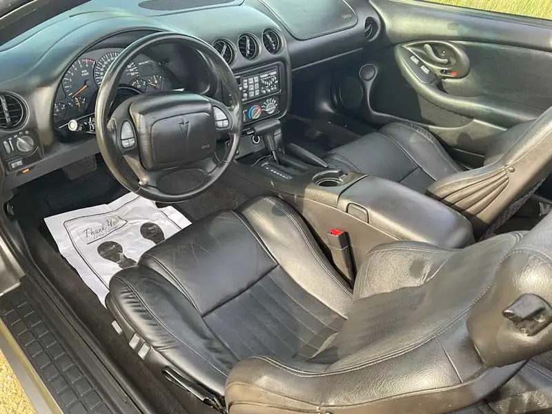 2002 Pontiac Trans Am — photo 7 of 8