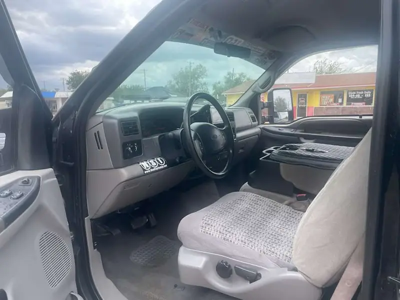 2000 Ford F-350 — photo 4 of 8