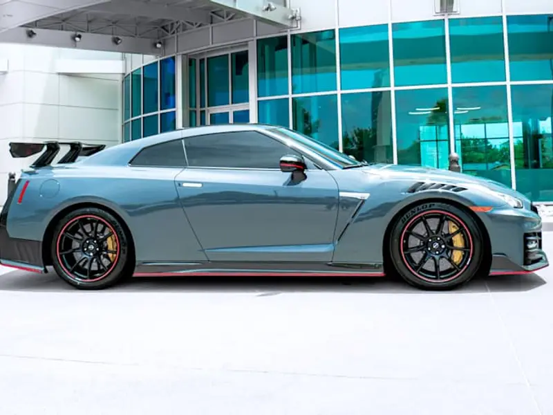 2024 Nissan GT-R NISMO — photo 2 of 8