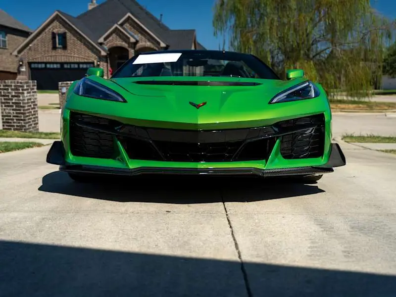 2027 Chevrolet Corvette ZR1X 3LZ — photo 4 of 8