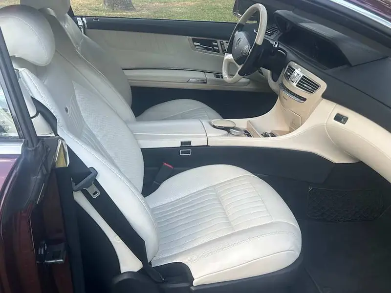 2012 Mercedes-Benz CL550 4Matic — photo 6 of 7