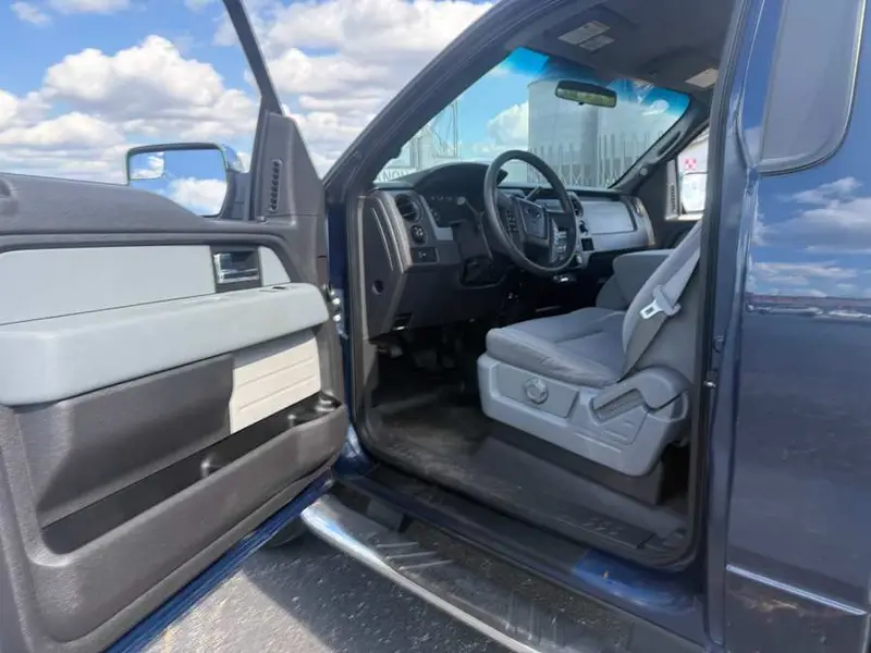 2013 Ford F-150 — photo 5 of 8