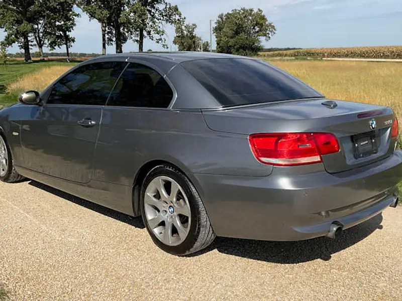 2008 BMW 335i — photo 6 of 8