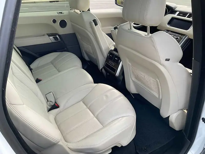 2017 Land Rover Range Rover Sport HSE — photo 7 of 8