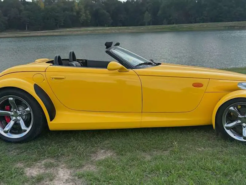 2000 Plymouth Prowler — photo 2 of 8