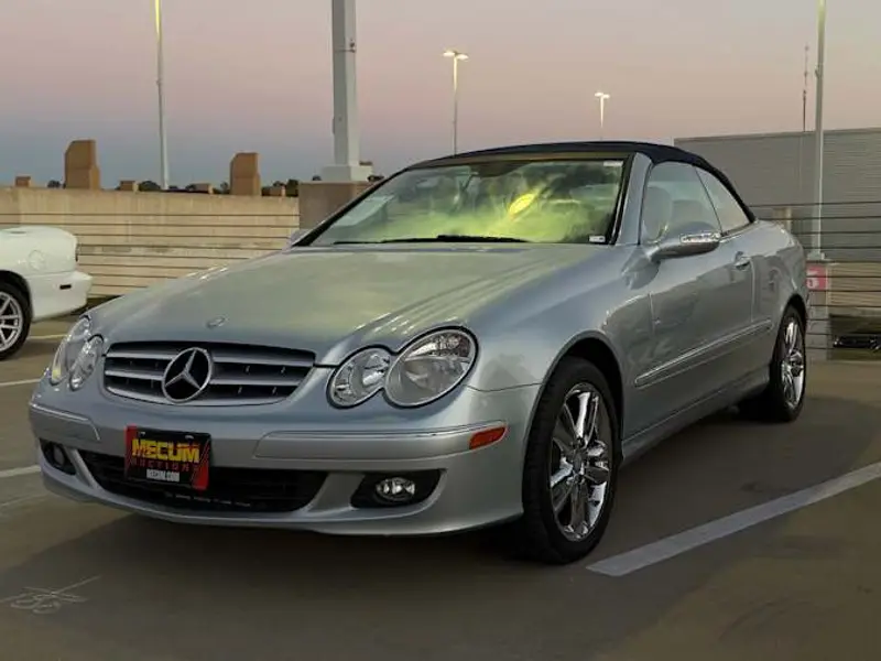 2008 Mercedes-Benz CLK350 — photo 3 of 8