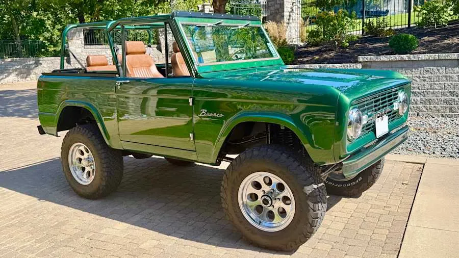 Eruption Green 1968 Ford Bronco
