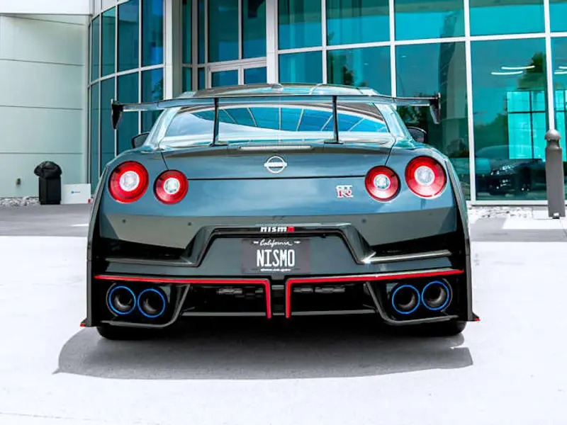 2024 Nissan GT-R NISMO — photo 5 of 8