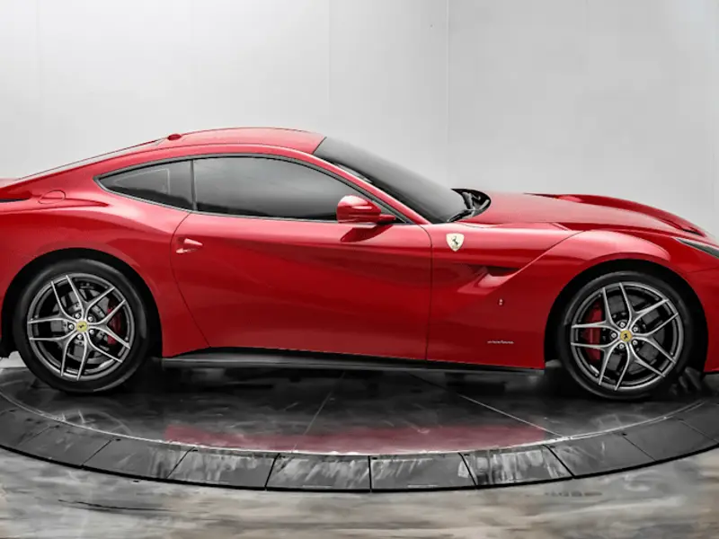 2015 Ferrari F12 Berlinetta — photo 8 of 8