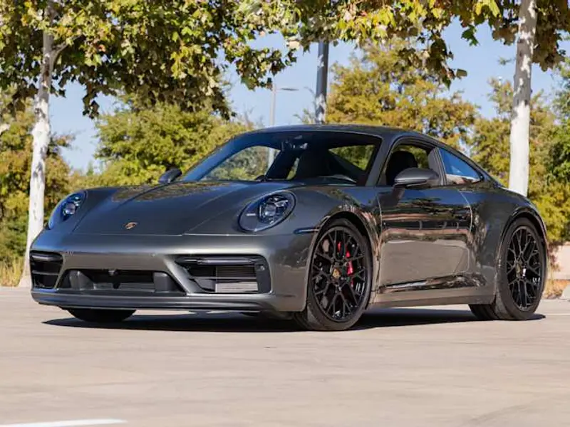 2024 Porsche 911 Carrera 4 GTS — photo 1 of 8