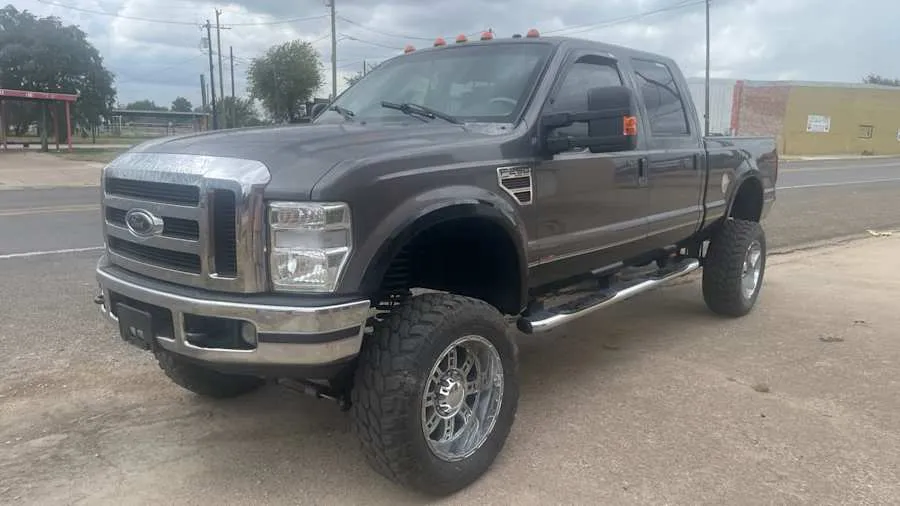 Gray 2008 Ford F-250 Lariat