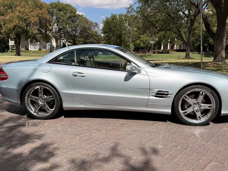 2008 Mercedes-Benz SL550 — photo 2 of 8