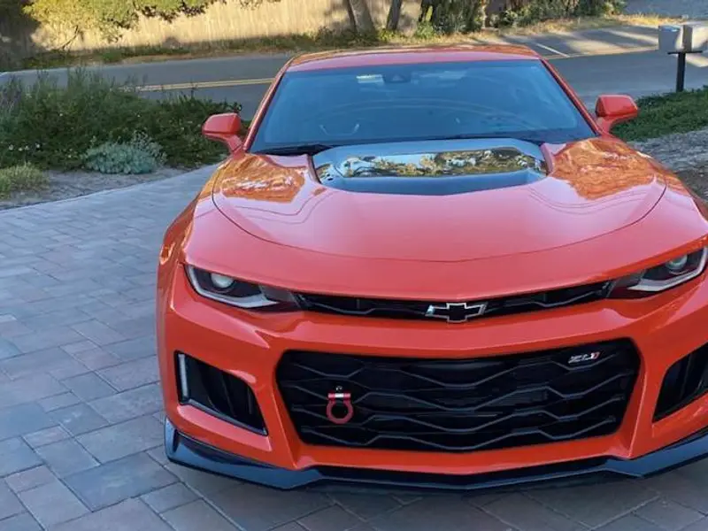 2019 Chevrolet Camaro ZL1 — photo 4 of 8
