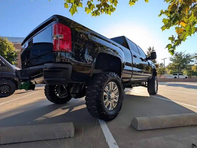 2015 GMC Sierra 2500HD Denali — photo 4 of 8