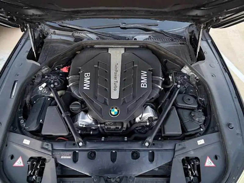 2012 BMW 750LI — photo 8 of 8