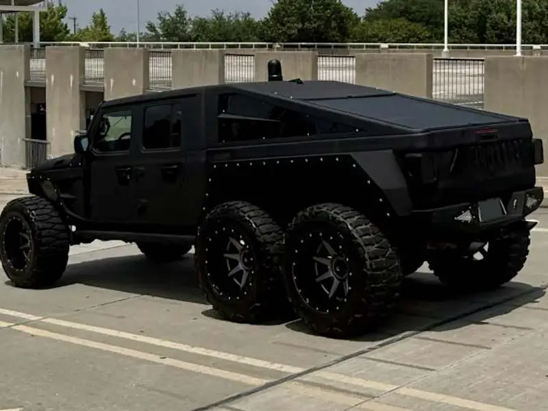 2021 Jeep Gladiator Apocalypse Hellfire 6x6 — photo 7 of 8