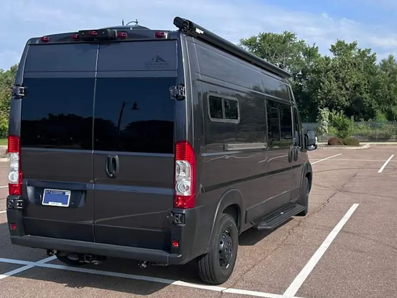 2023 Ram 3500 ProMaster — photo 7 of 8