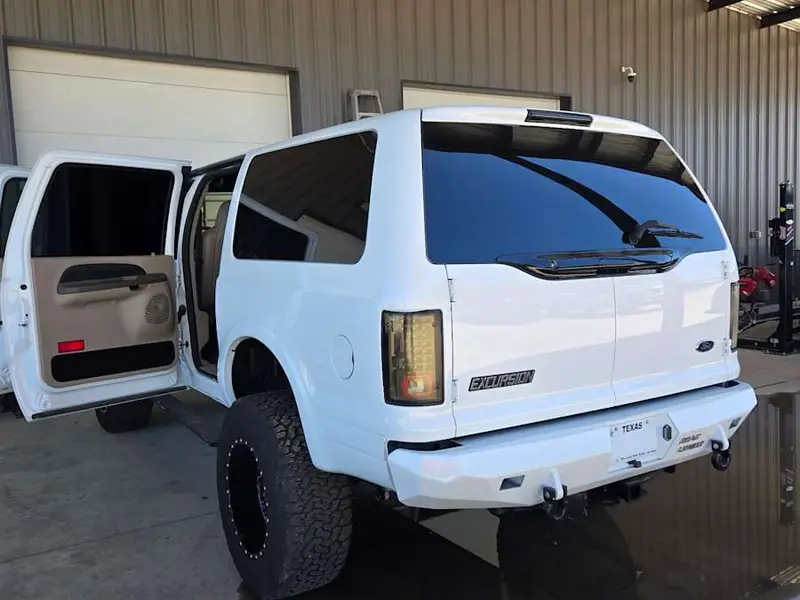 2004 Ford Excursion Limited — photo 4 of 8
