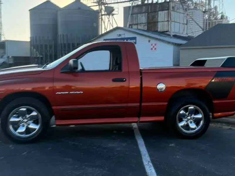 2005 Dodge Ram Daytona — photo 4 of 8