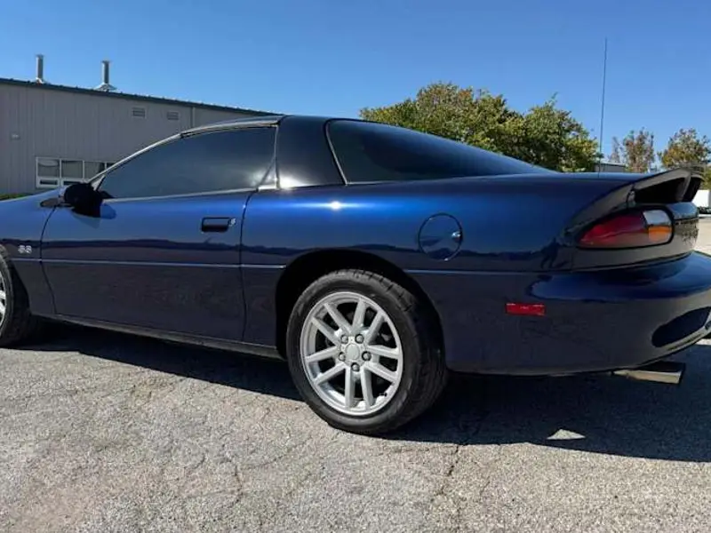 2002 Chevrolet Camaro SS — photo 4 of 8