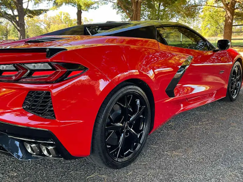 2023 Chevrolet Corvette 2LT — photo 7 of 8