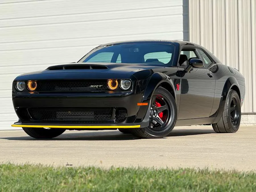Pitch Black 2018 Dodge Challenger SRT Demon