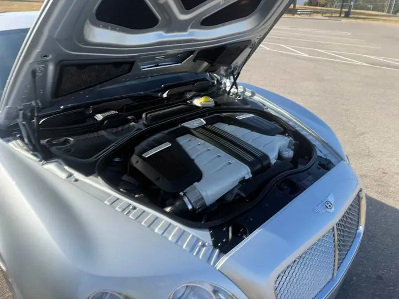 2012 Bentley Continential GT — photo 8 of 8