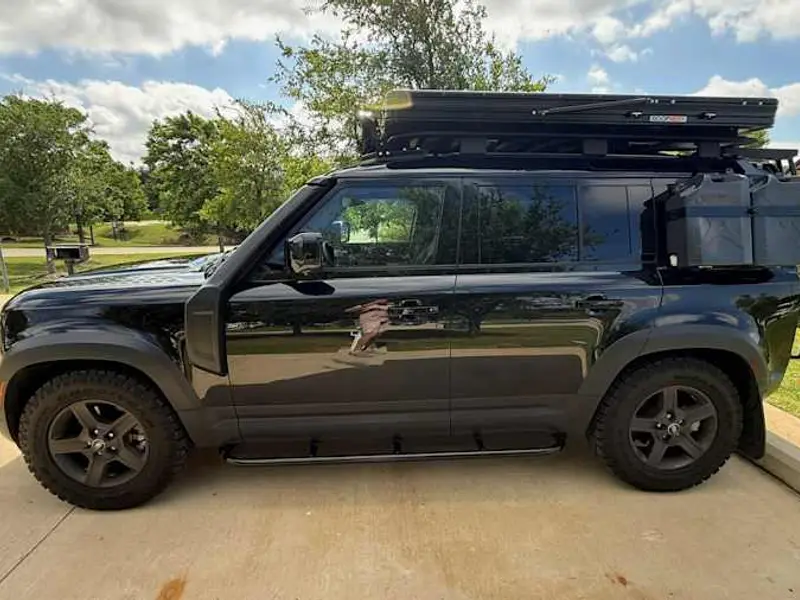 2023 Land Rover Defender 110 S Trek Edition — photo 2 of 8