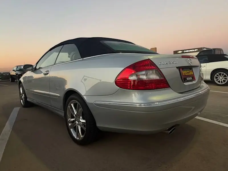 2008 Mercedes-Benz CLK350 — photo 4 of 8
