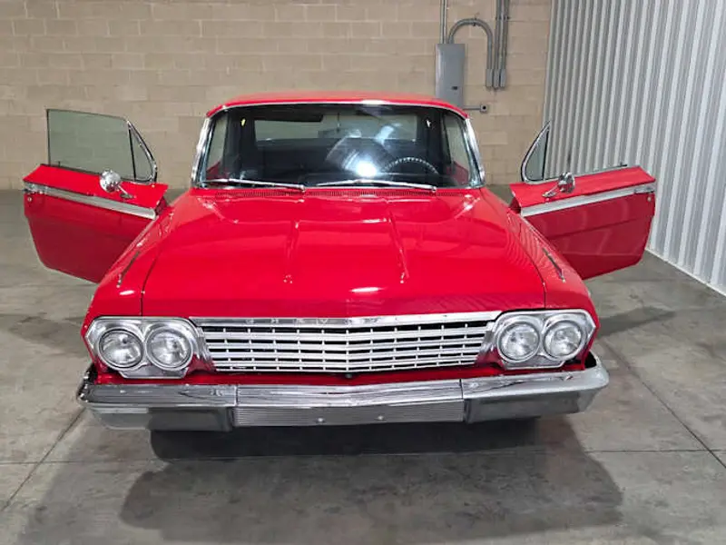 1962 Chevrolet Impala SS Custom — photo 2 of 8