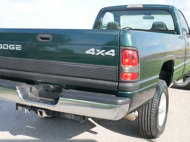 2000 Dodge Ram 1500 — photo 5 of 8