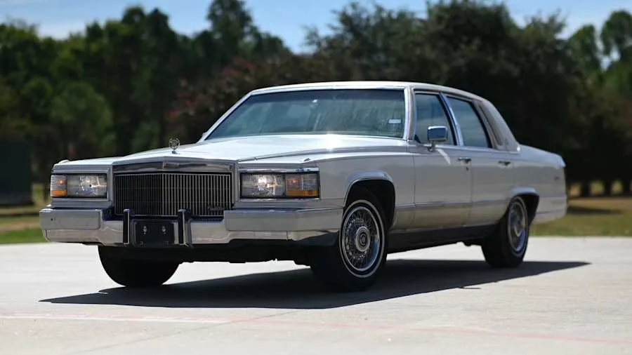 White 1991 Cadillac Brougham d'Elegance