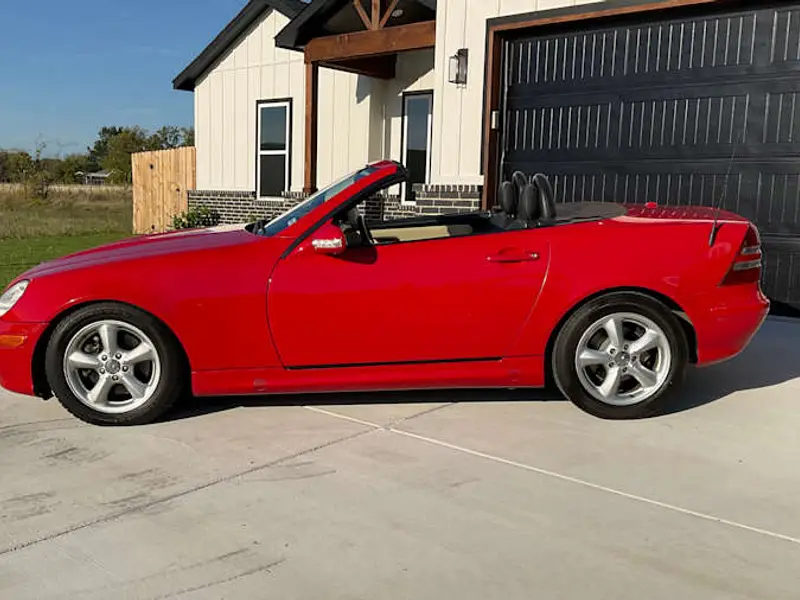 2001 Mercedes-Benz SLK320 — photo 2 of 8
