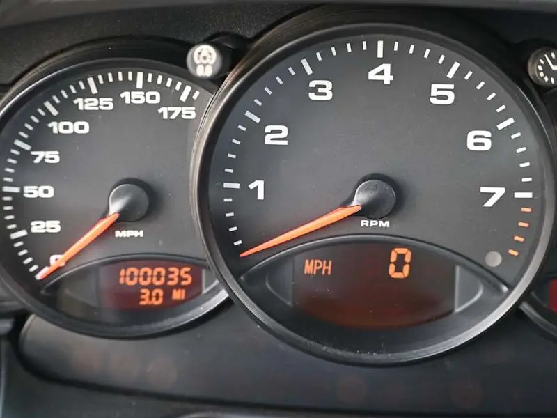 1999 Porsche 911 Carrera — photo 6 of 7
