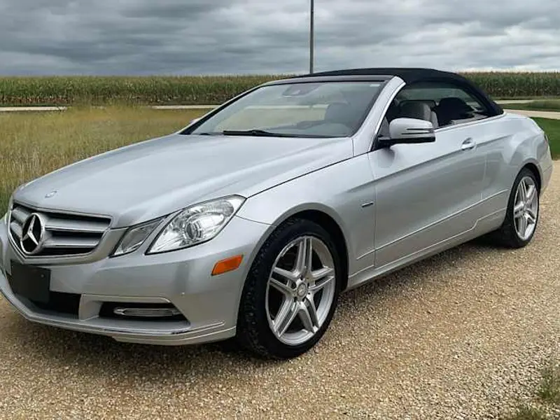 2012 Mercedes-Benz E350 — photo 4 of 8
