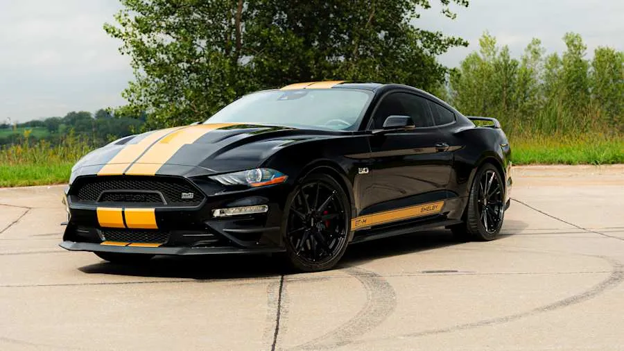 Black/Gold 2022 Ford Shelby GT350-H