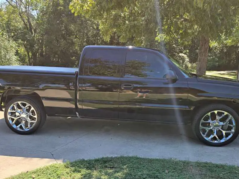 2003 Chevrolet 1500 Silverado LS — photo 7 of 8