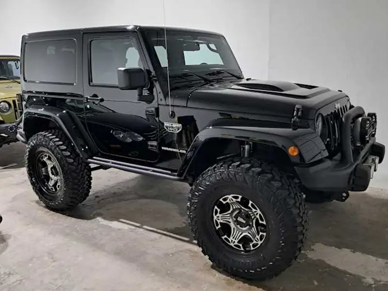 2012 Jeep Wrangler Call of Duty MW3 Edition — photo 4 of 8