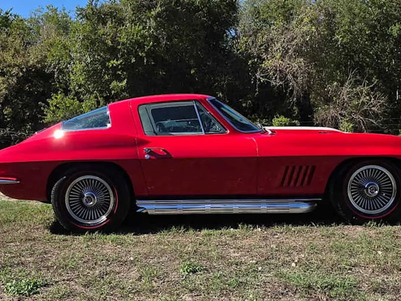 1967 Chevrolet Corvette — photo 4 of 8