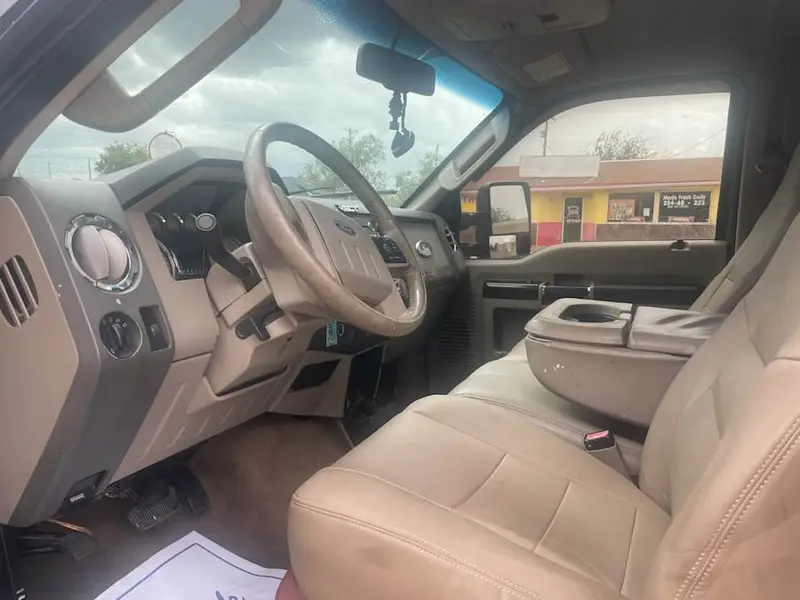 2008 Ford F-250 Lariat — photo 4 of 8