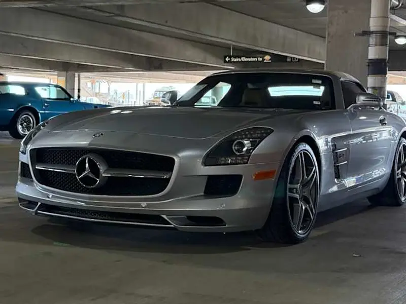 2012 Mercedes-Benz SLS AMG — photo 3 of 7