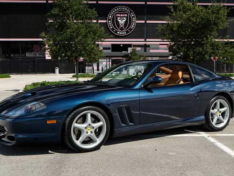 1997 Ferrari 550 Maranello — photo 1 of 8
