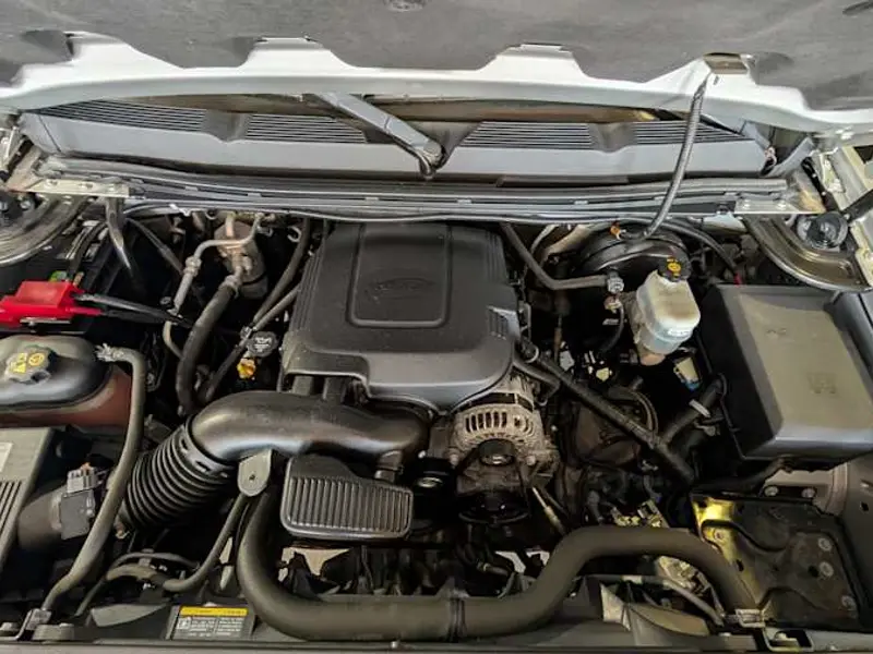 2011 Chevrolet Silverado — photo 8 of 8