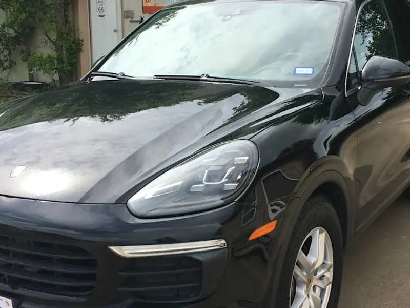 2016 Porsche Cayenne — photo 5 of 8