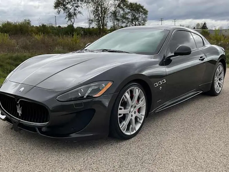 2013 Maserati Granturismo Sport — photo 1 of 8