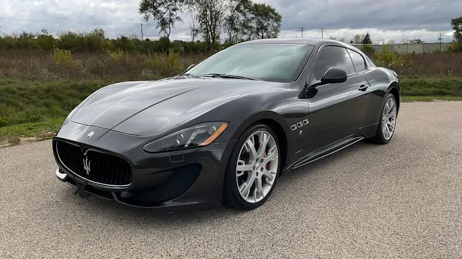 Gray 2013 Maserati Granturismo Sport