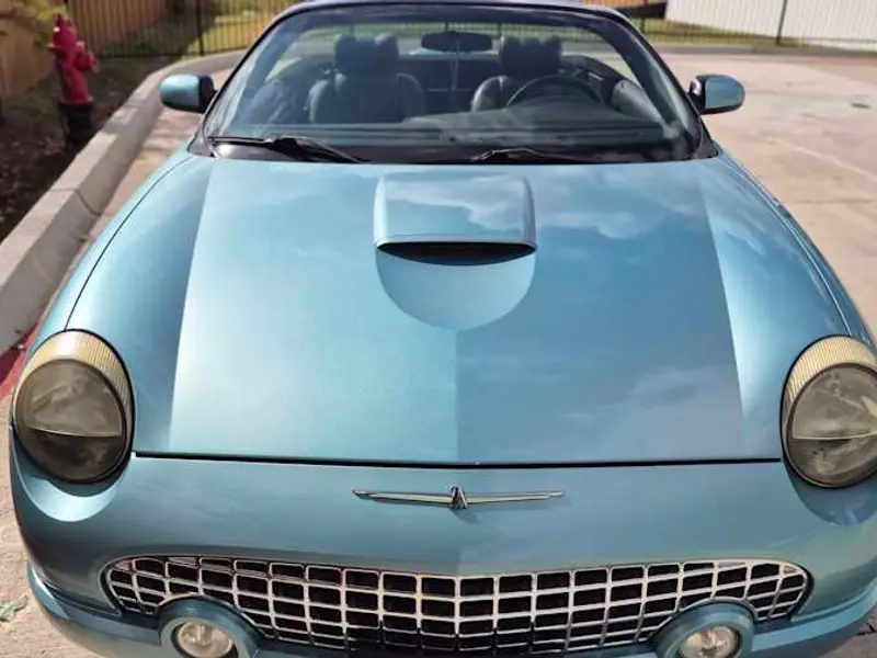 2002 Ford Thunderbird — photo 3 of 8