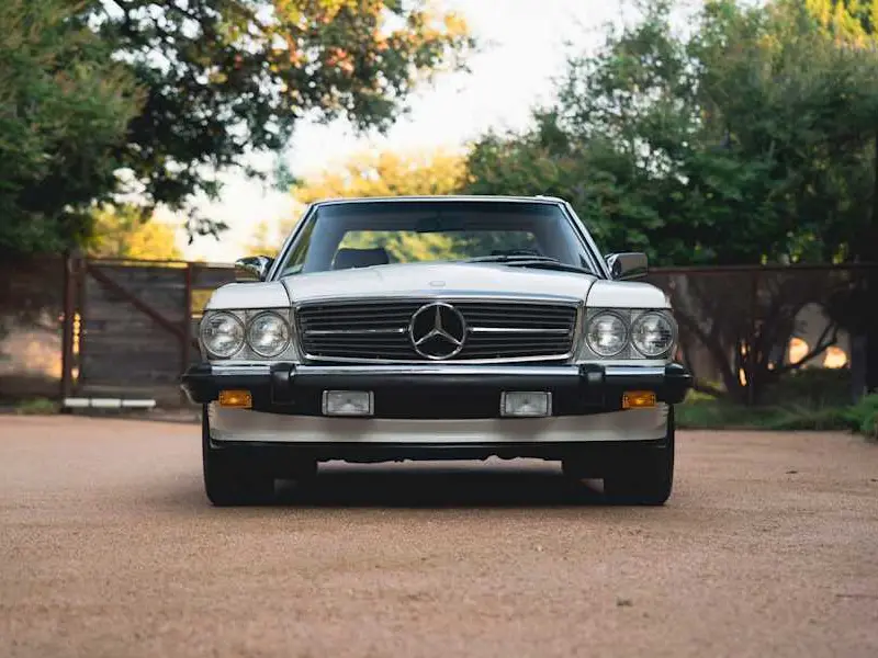 1988 Mercedes-Benz 560SL — photo 4 of 8
