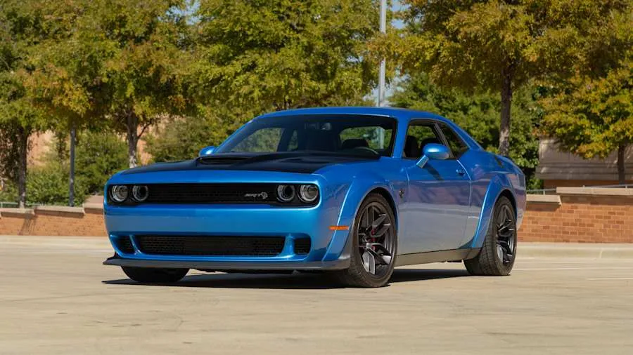 B5 Blue 2018 Dodge Challenger SRT Hellcat Widebody