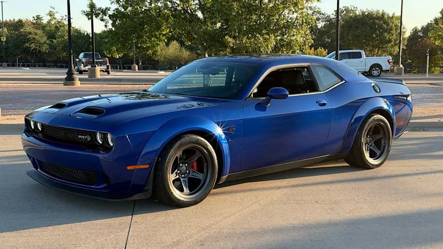 Indigo Blue 2020 Dodge Challenger SRT